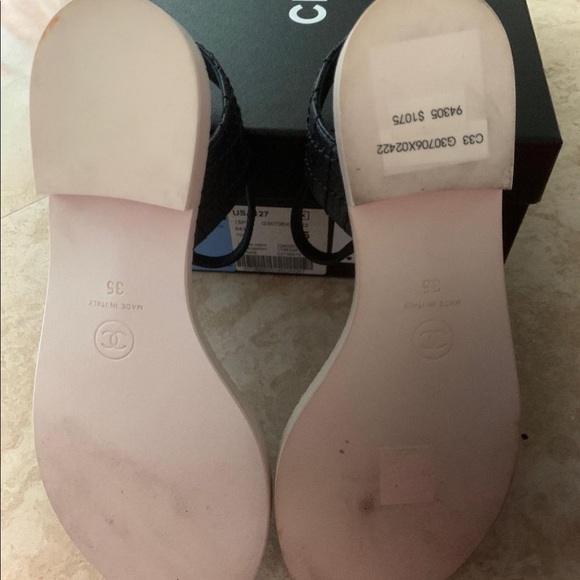 Chanel thong sandles - Picture 3 of 4
